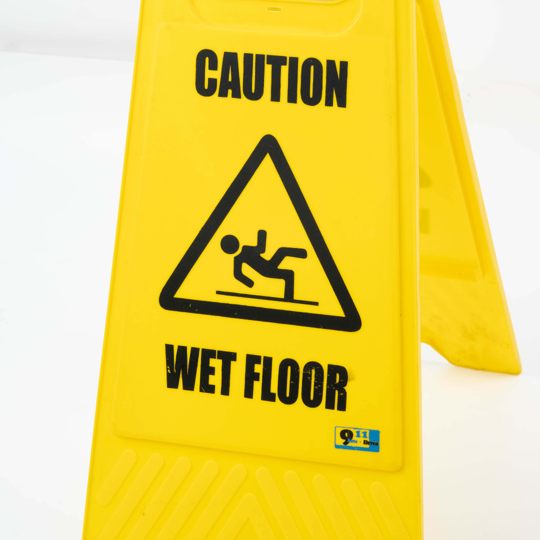 9.11 Wet Safety Sign / Papan Peringatan